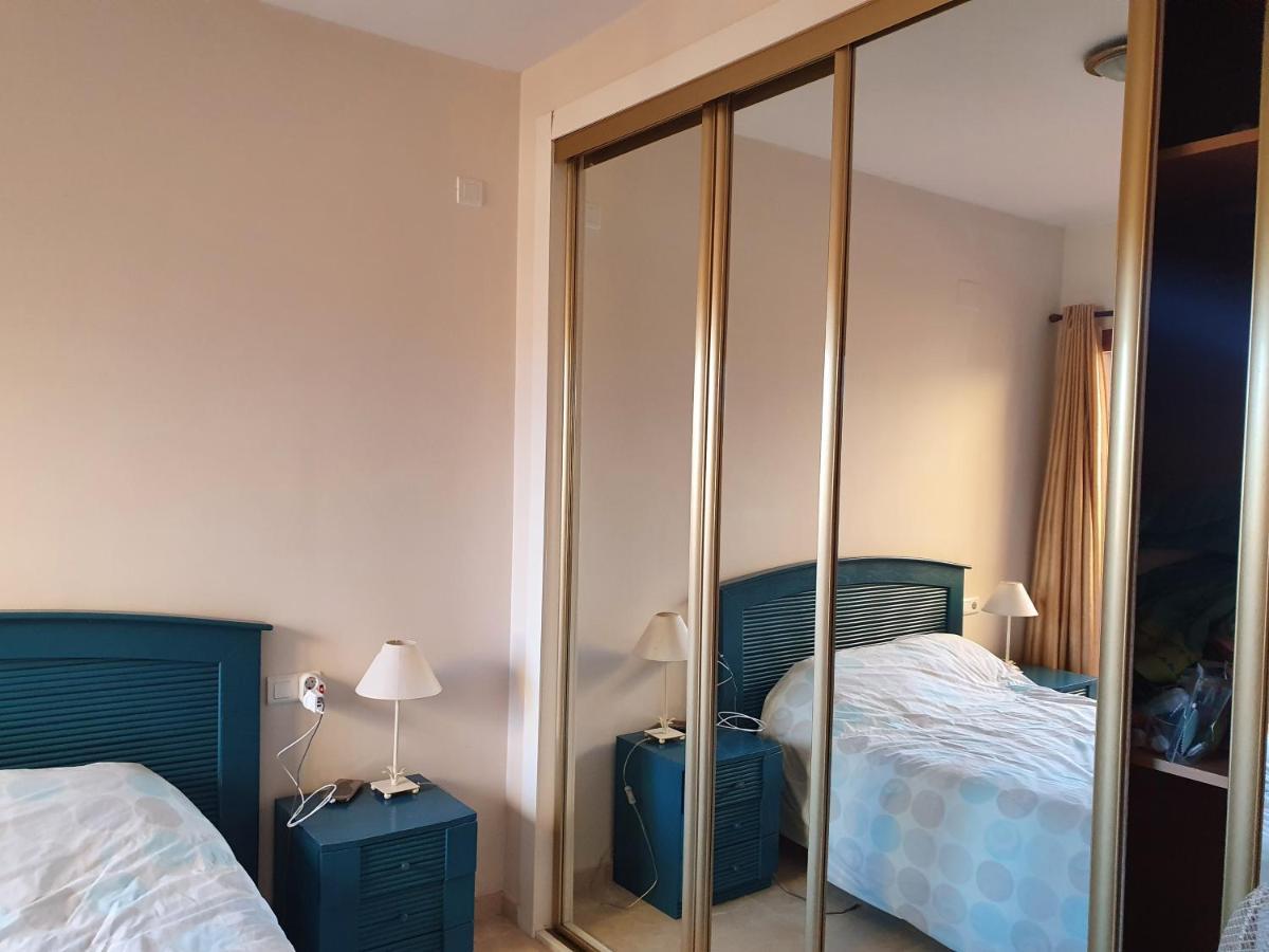 Seaview A Spectacular 3 Bed 3 Bathroom Penthouse มานิลบา ภายนอก รูปภาพ