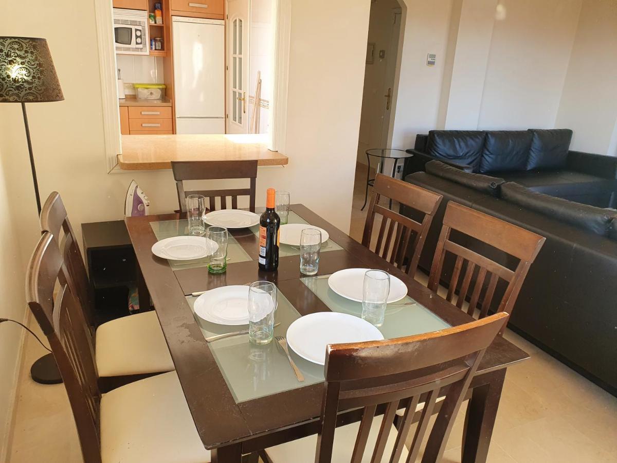 Seaview A Spectacular 3 Bed 3 Bathroom Penthouse มานิลบา ภายนอก รูปภาพ